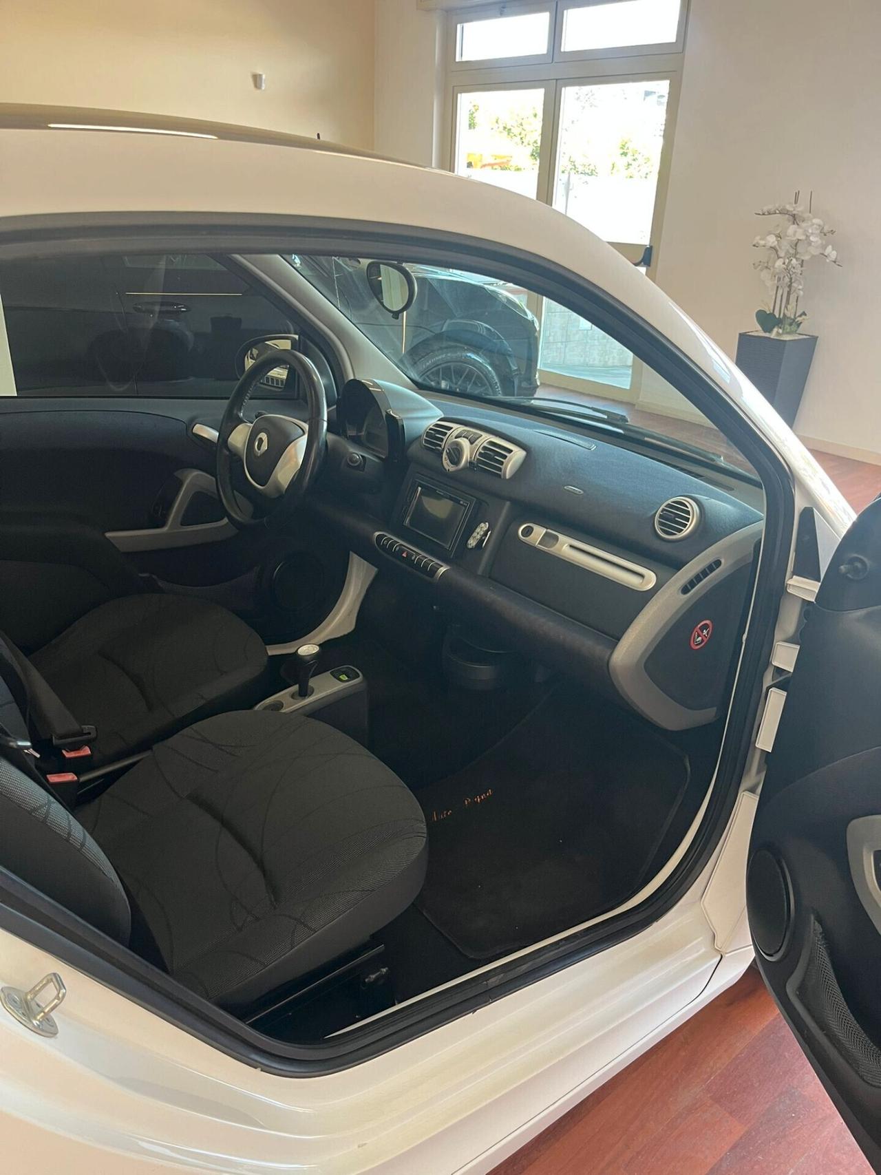Smart ForTwo 1000 52 kW MHD coupé passion