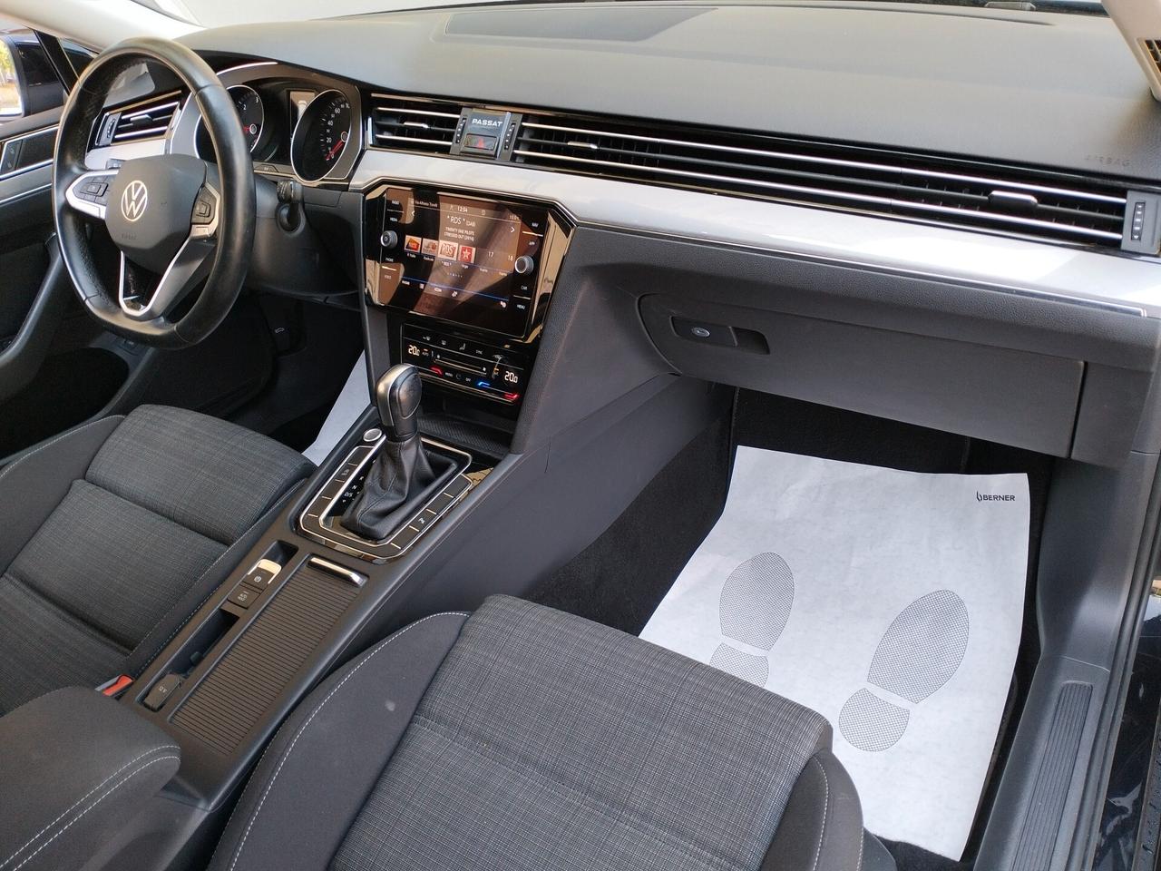 Volkswagen Passat Variant, VIII 2022 2.0 tdi Business 150cv dsg *IVA ESPOSTA*