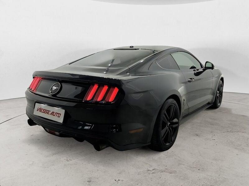 Ford Mustang Fastback 2.3 Ecoboost