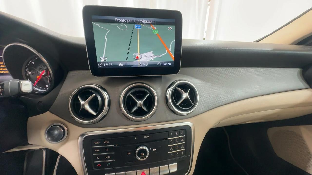 Mercedes-benz GLA 180 GLA 180 d Automatic Sport