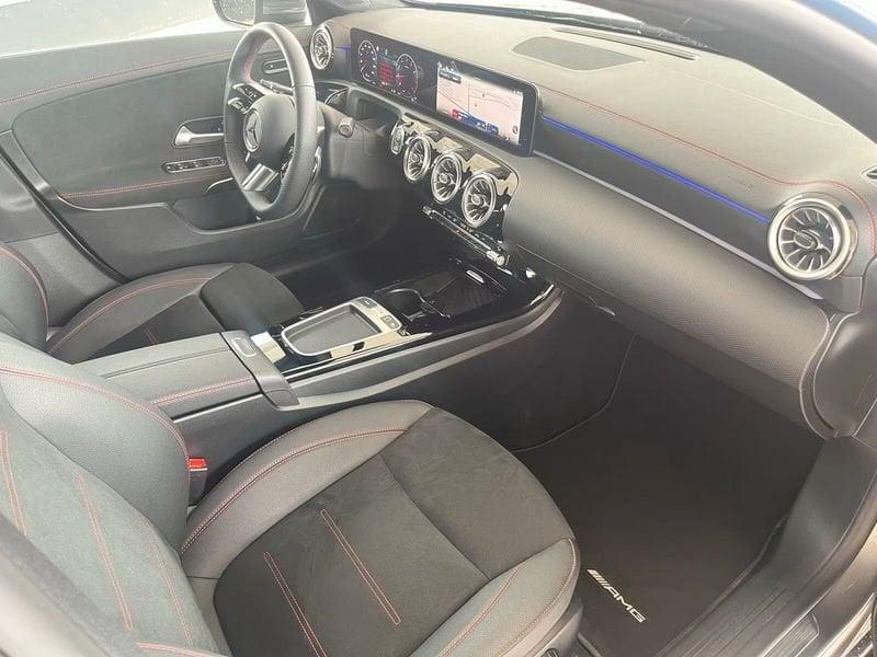 Mercedes-Benz CLA CLA 180 AMG Line Advanced Plus Navi Camera 18"
