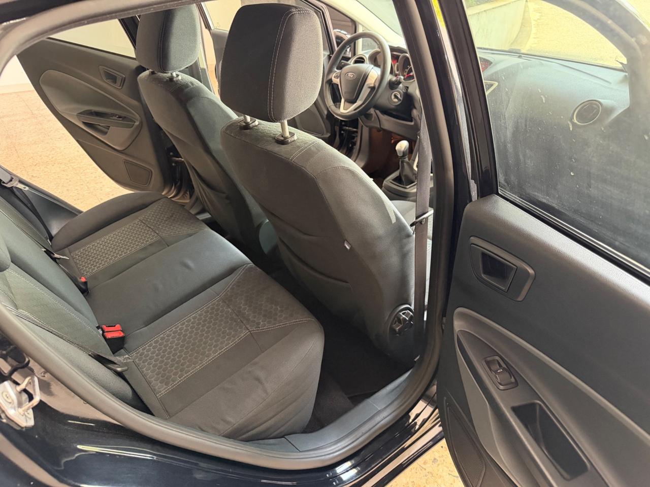 Ford Fiesta 1.4 TDCi 5p. Titanium 2010