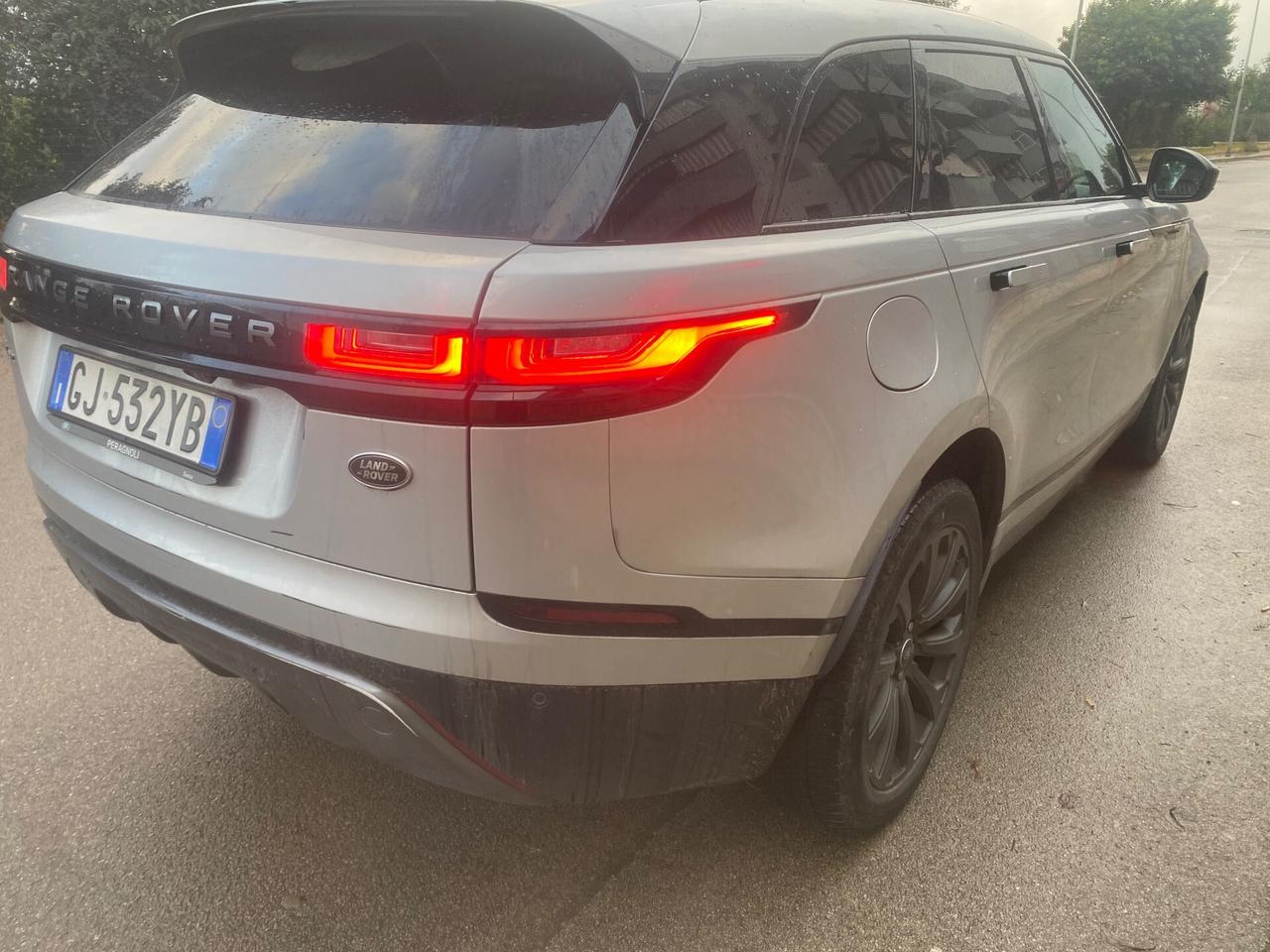 Land Rover Range Velar 2.0D I4 204 CV R-Dynamic SE