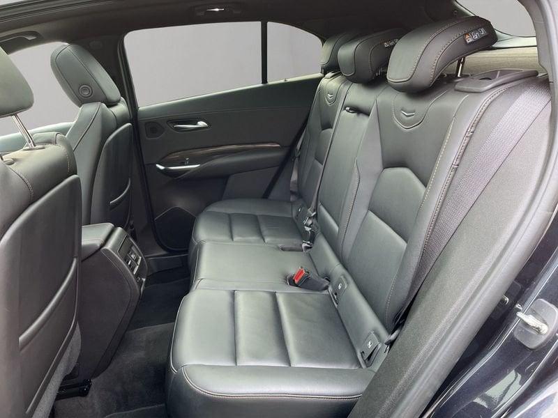 Cadillac XT4 XT4 2.0 td Sport awd auto