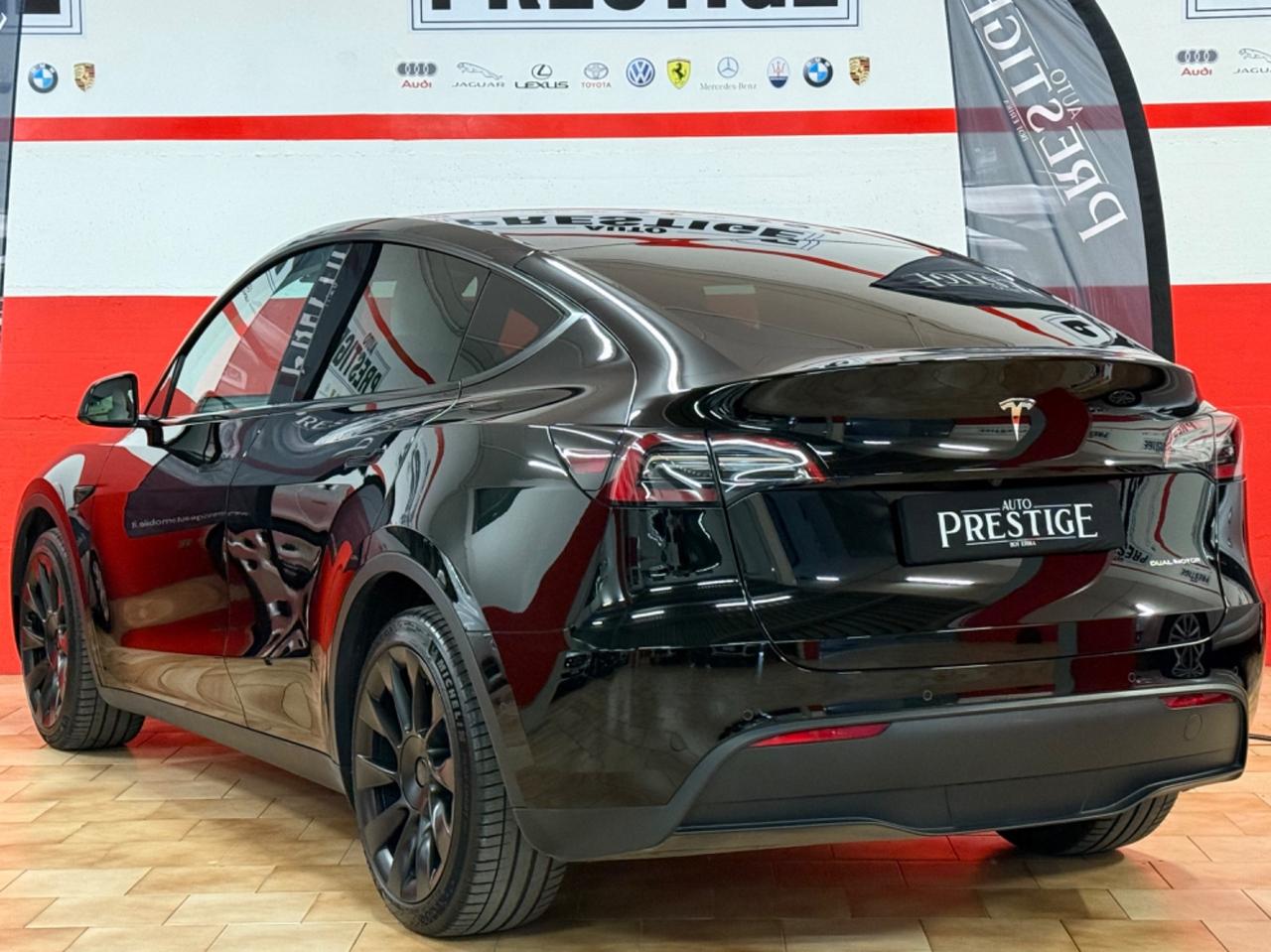 Tesla Model Y Model Y Long Range AWD