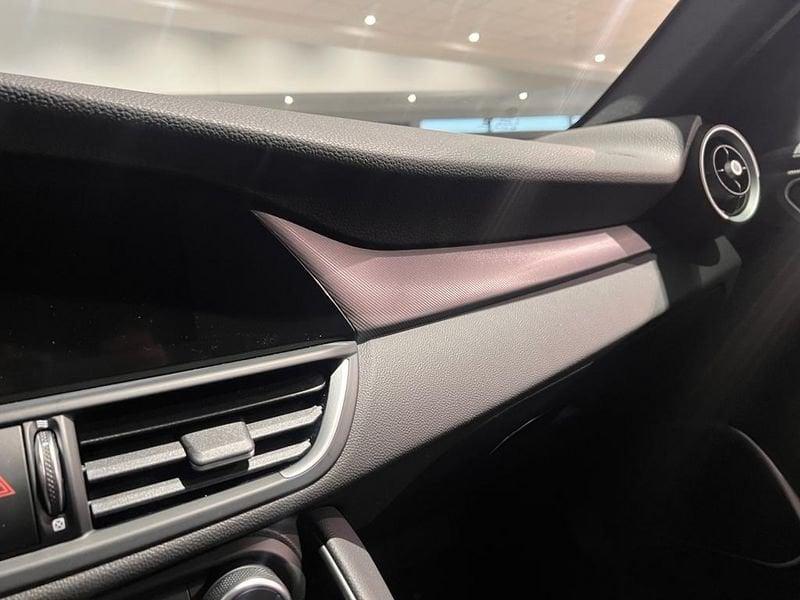 Alfa Romeo Giulia 2.2 t Veloce Q4 210cv auto