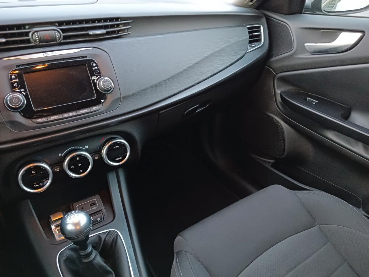 Alfa Romeo Giulietta 1.6 JTDm 120 CV