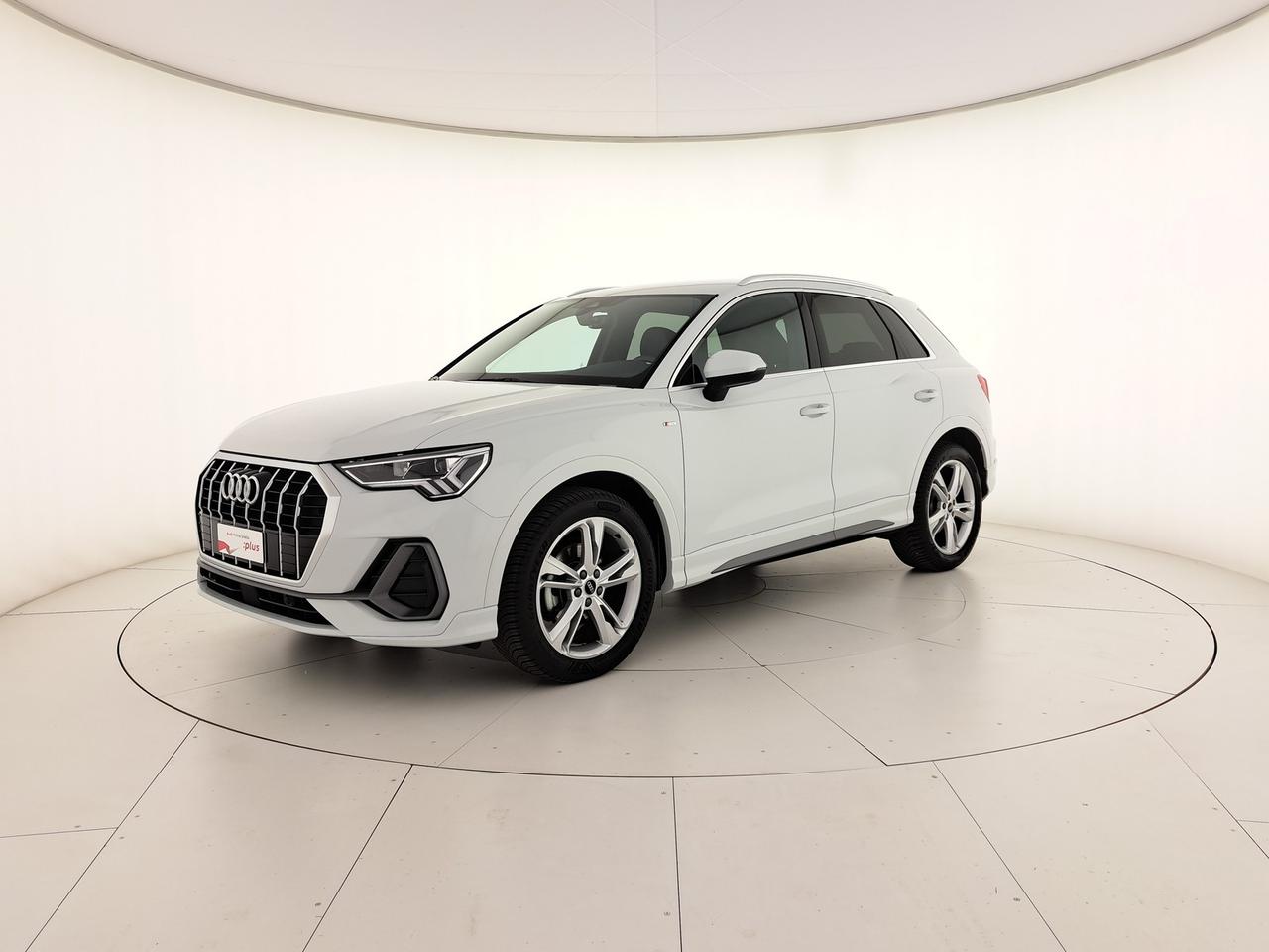 Audi Q3 35 2.0 tdi s line edition s-tronic
