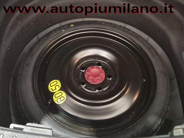 TOYOTA Corolla Touring Sports 1.8 Hybrid Business