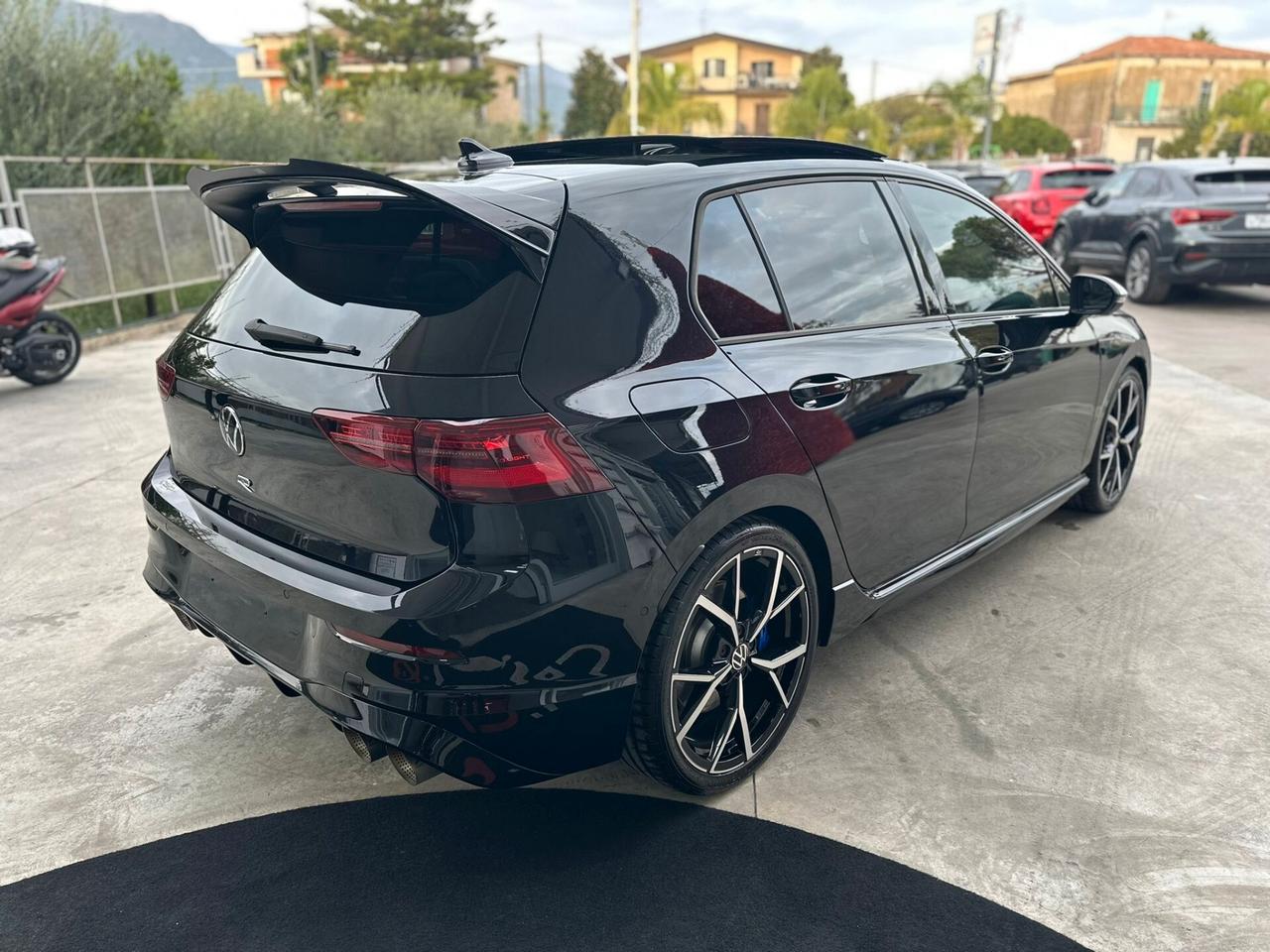 Golf 8 R Performance 333 BLACK EDITION