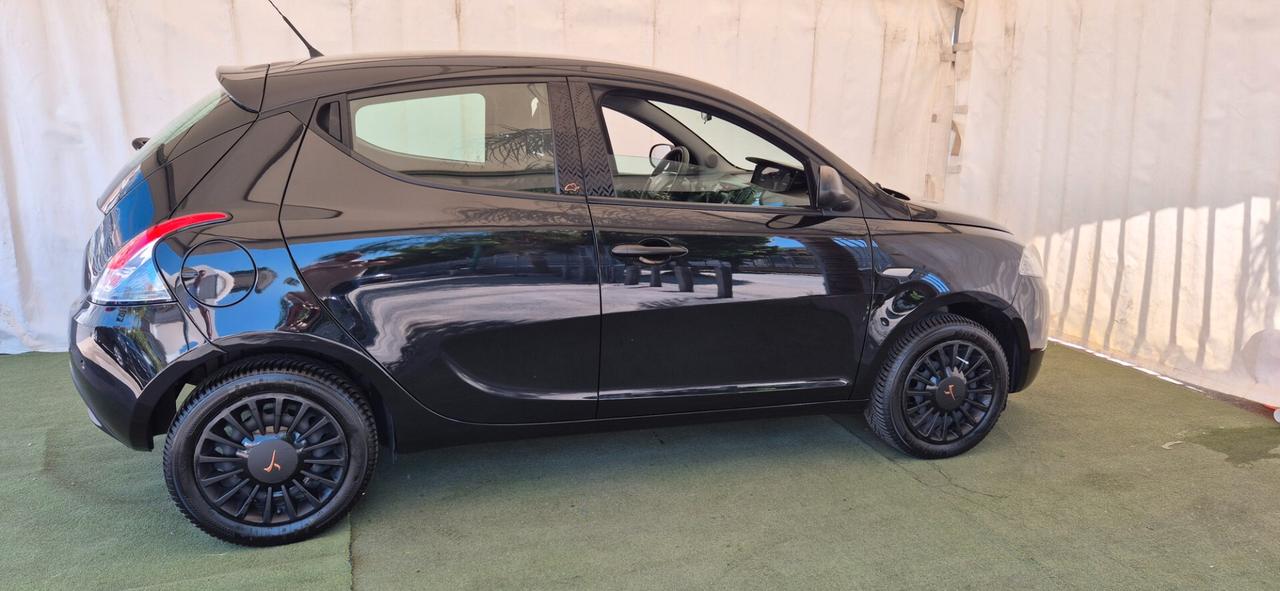 LANCIA Ypsilon 1.2 69CV PLATINUM FullOPT 2020