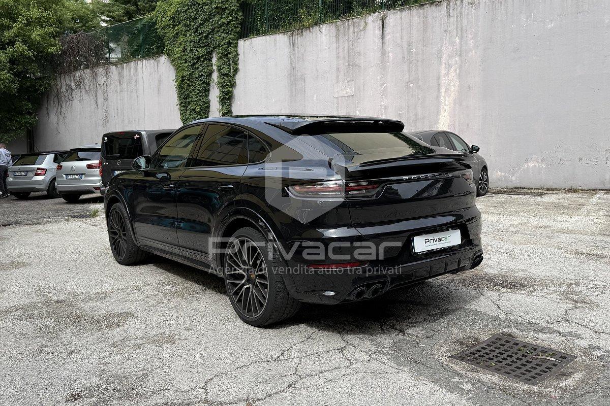 PORSCHE Cayenne Coupé 3.0 V6