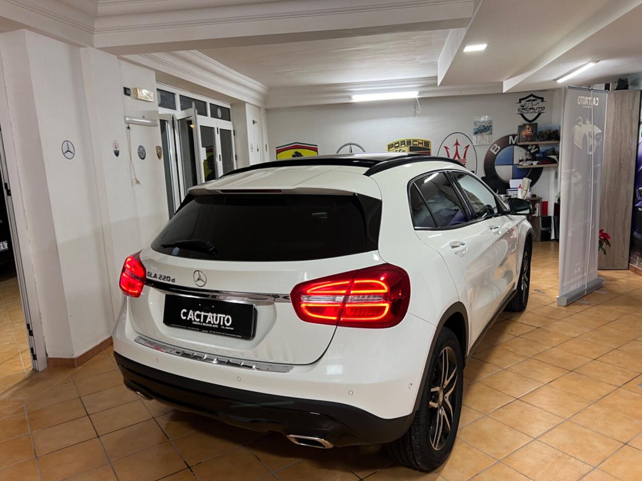 Mercedes-benz GLA 220 d Strafull