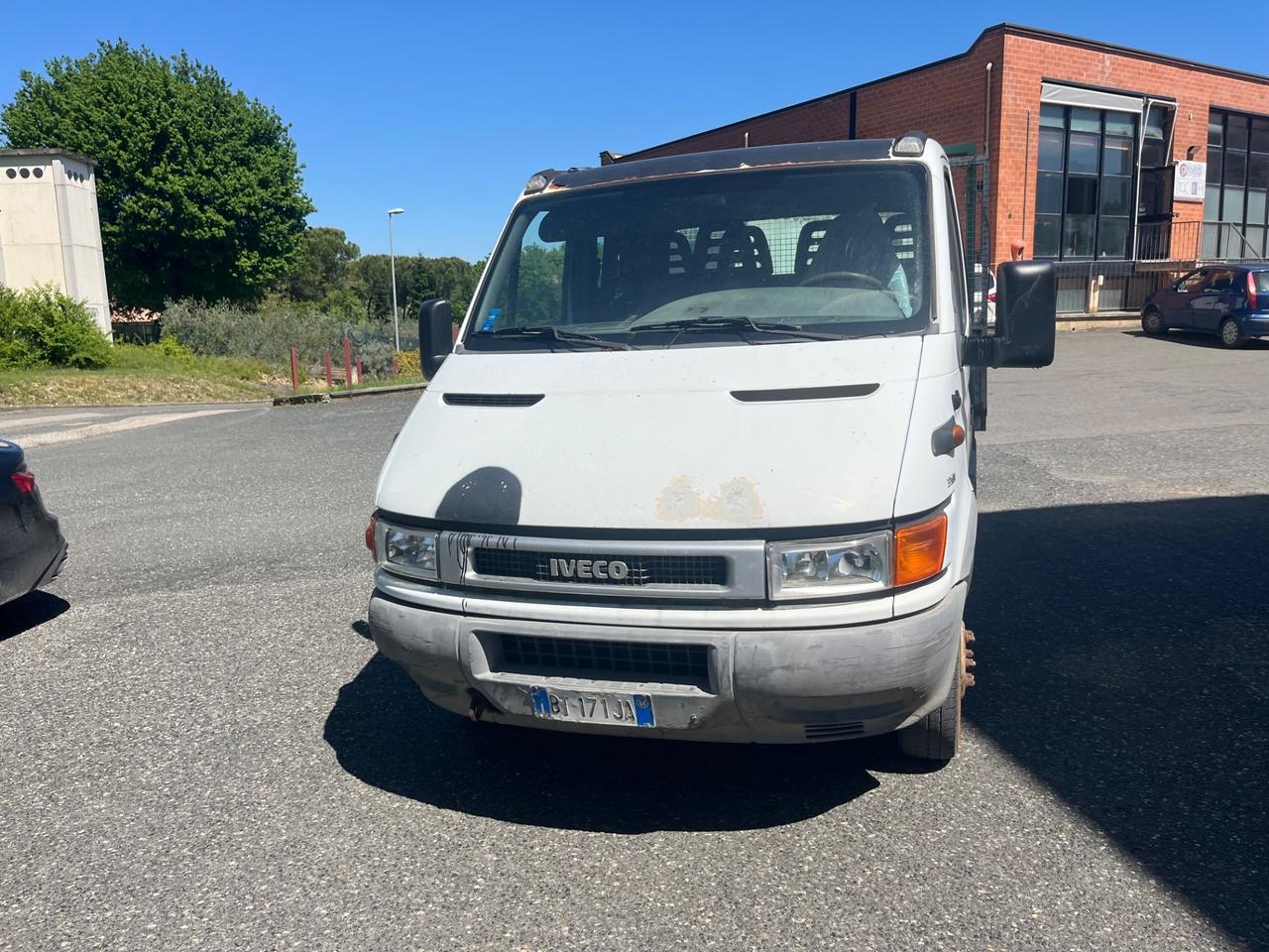 Iveco Daily RIBATABILE TRILATERALE 2001 266.000 KM