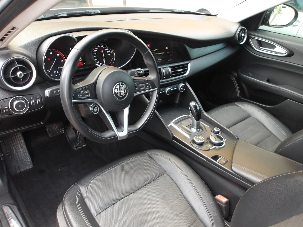 Alfa Romeo Giulia 2.2 t Super 150cv