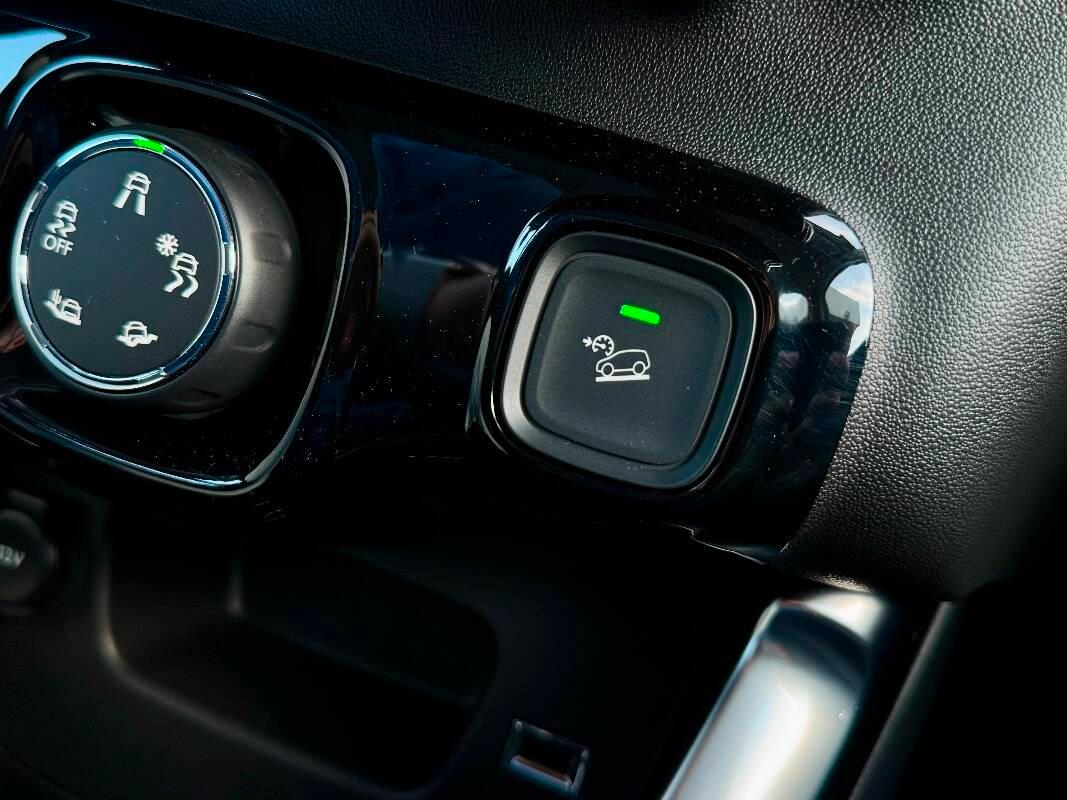 Citroen C3 Aircross 1.2 puretech Shine s&s 110cv