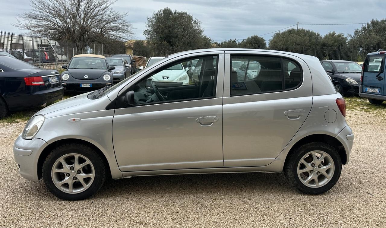 Toyota Yaris 1.3 Benz Unica 90mila KM Garantita