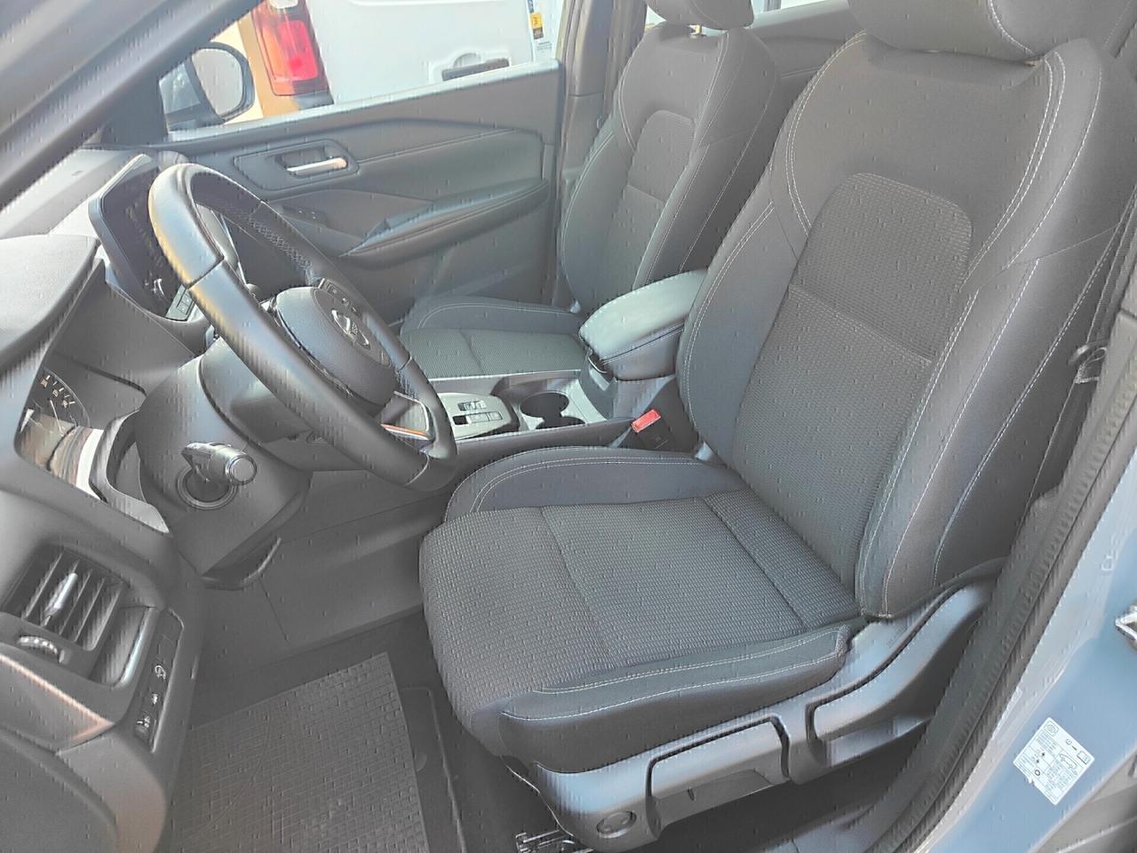 Nissan Qashqai MHEV 140 CV Business