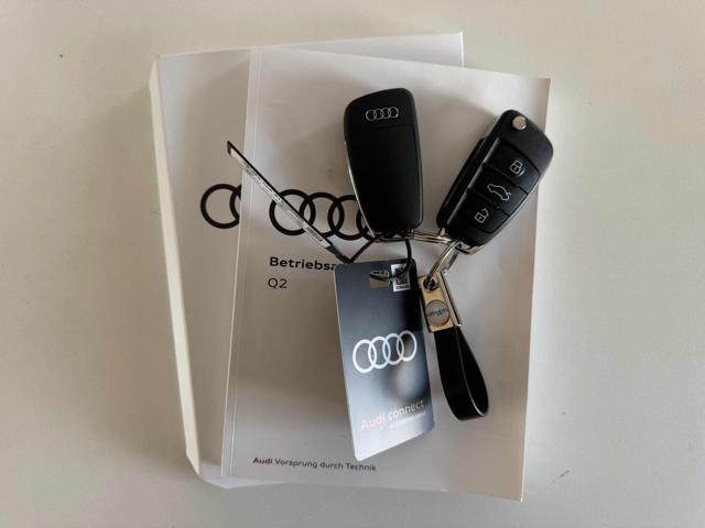 AUDI Q2 30 TFSI Business Advanced Fari Matrix