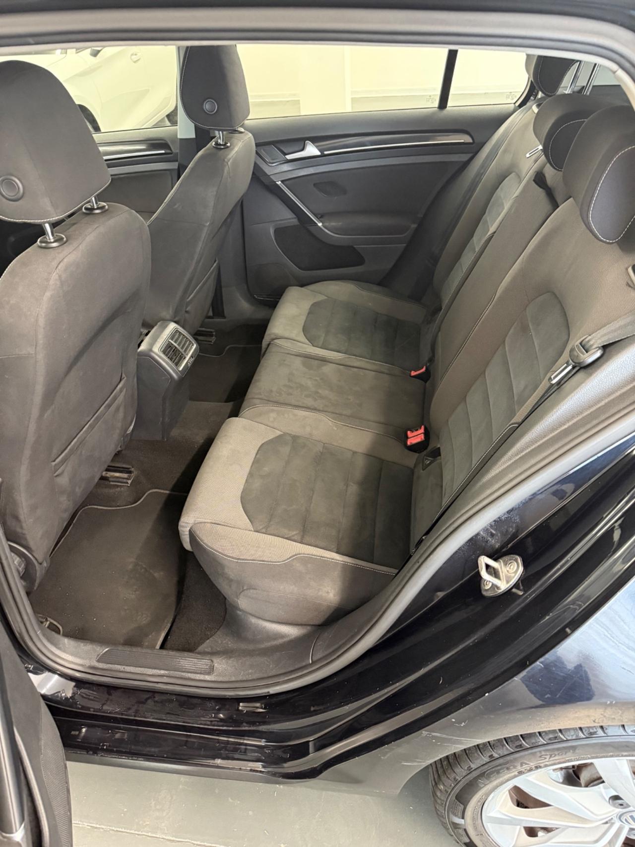Volkswagen Golf 1.6 TDI 5p. Highline BlueMotion Technology