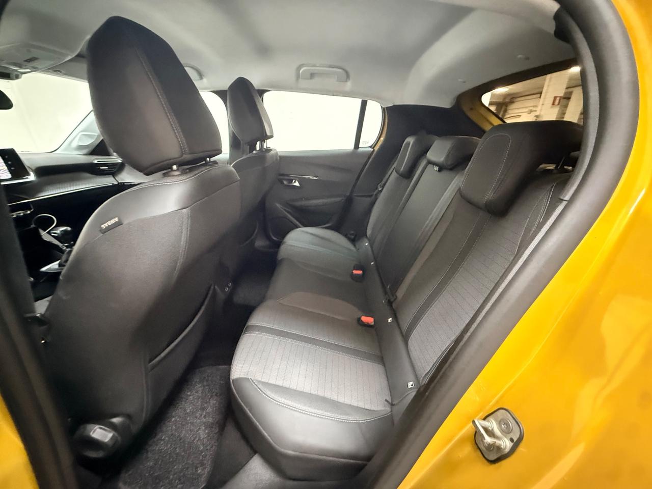 Peugeot 208 1.5 BlueHDi 100cv 5 porte GT Pack 02/2022 EURO 6C NEOPATENTATI