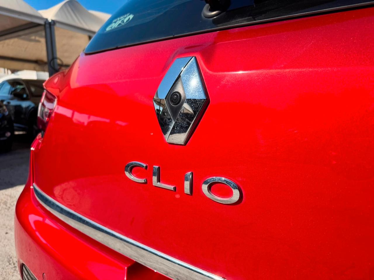 Renault Clio dCi 8V 75 CV Start&Stop 5 porte Energy Duel