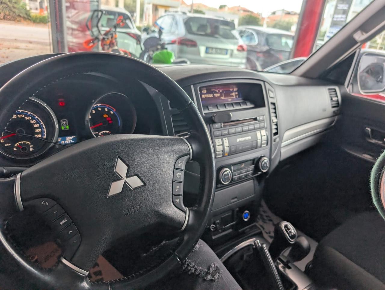 Mitsubishi Pajero 3.2 7 POSTI VERRICELLO