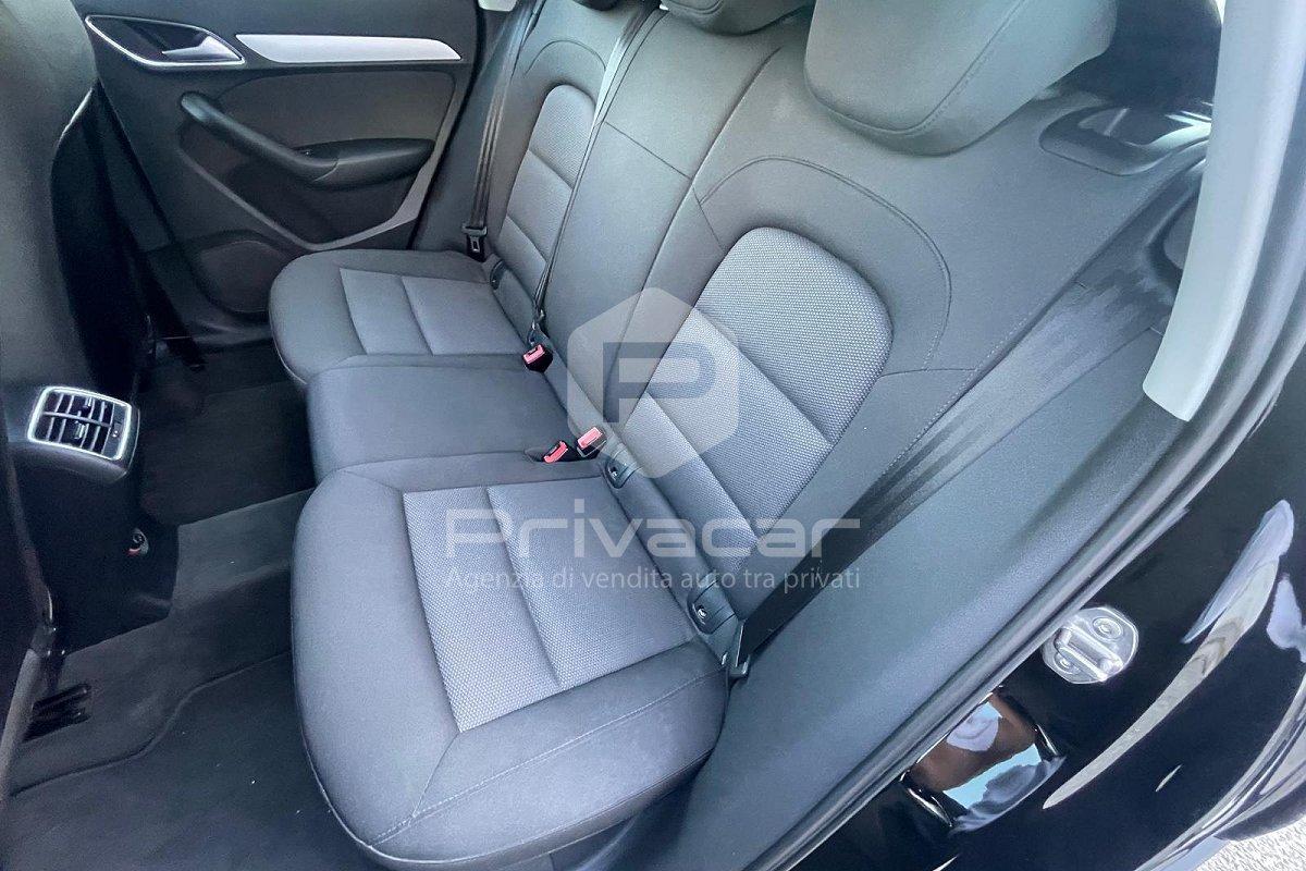 AUDI Q3 2.0 TDI 120 CV Business