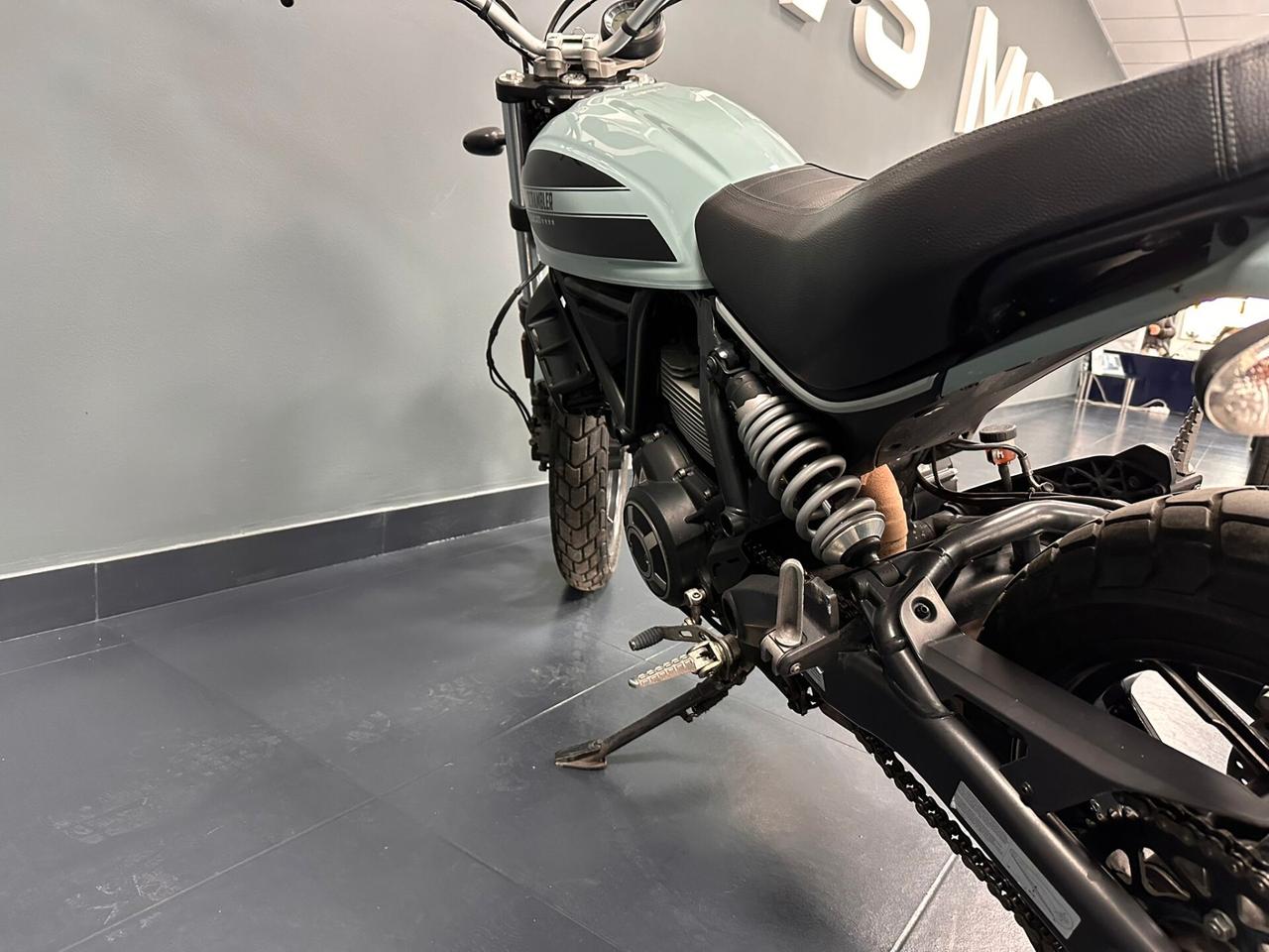 Ducati Scrambler 399 sixty2