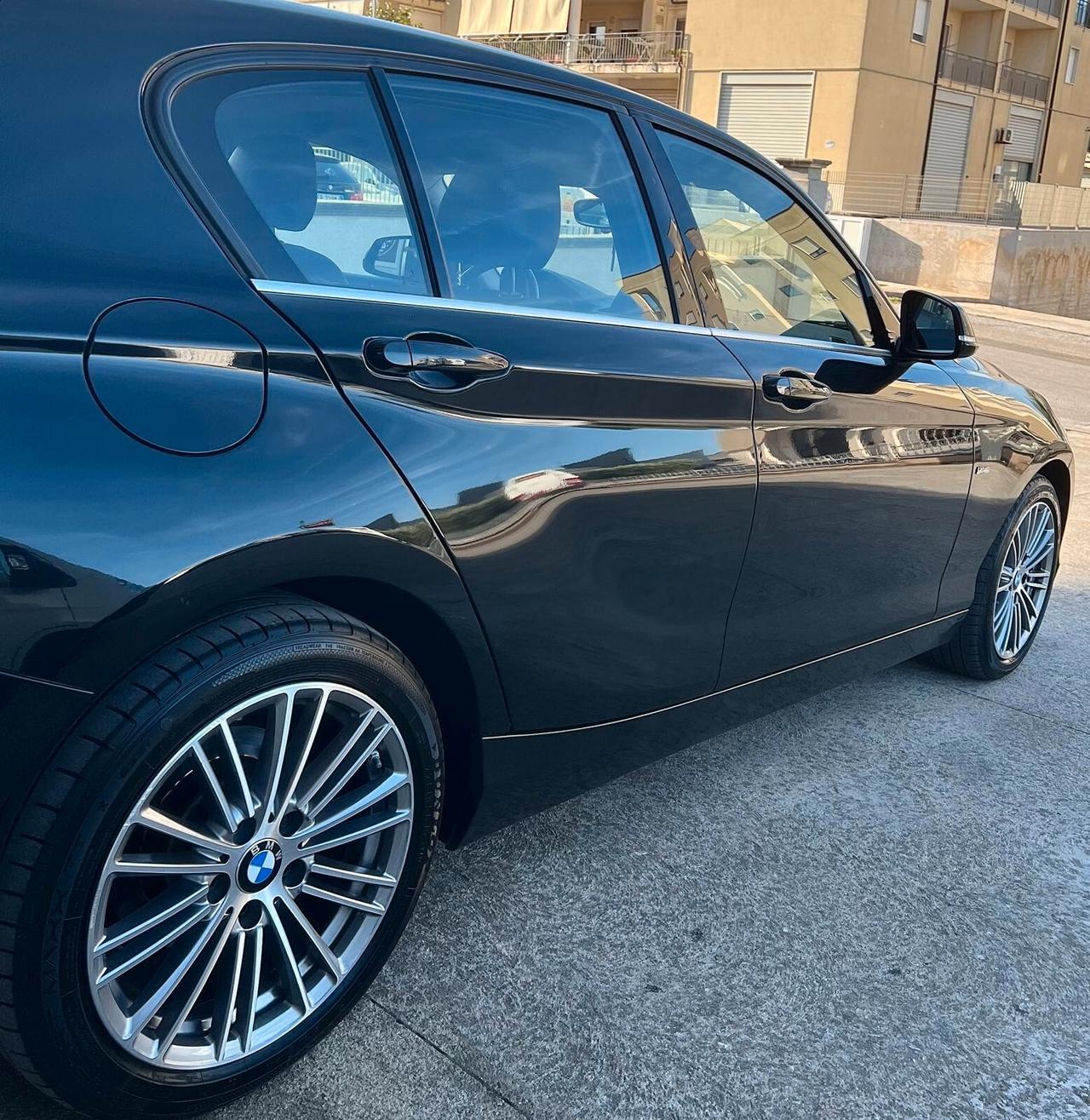 Bmw 116 116d 5p. Urban
