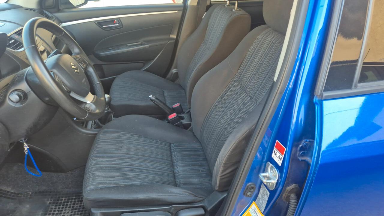 Suzuki Swift 1.3 DDiS 5 porte B-Cool Bi-Color