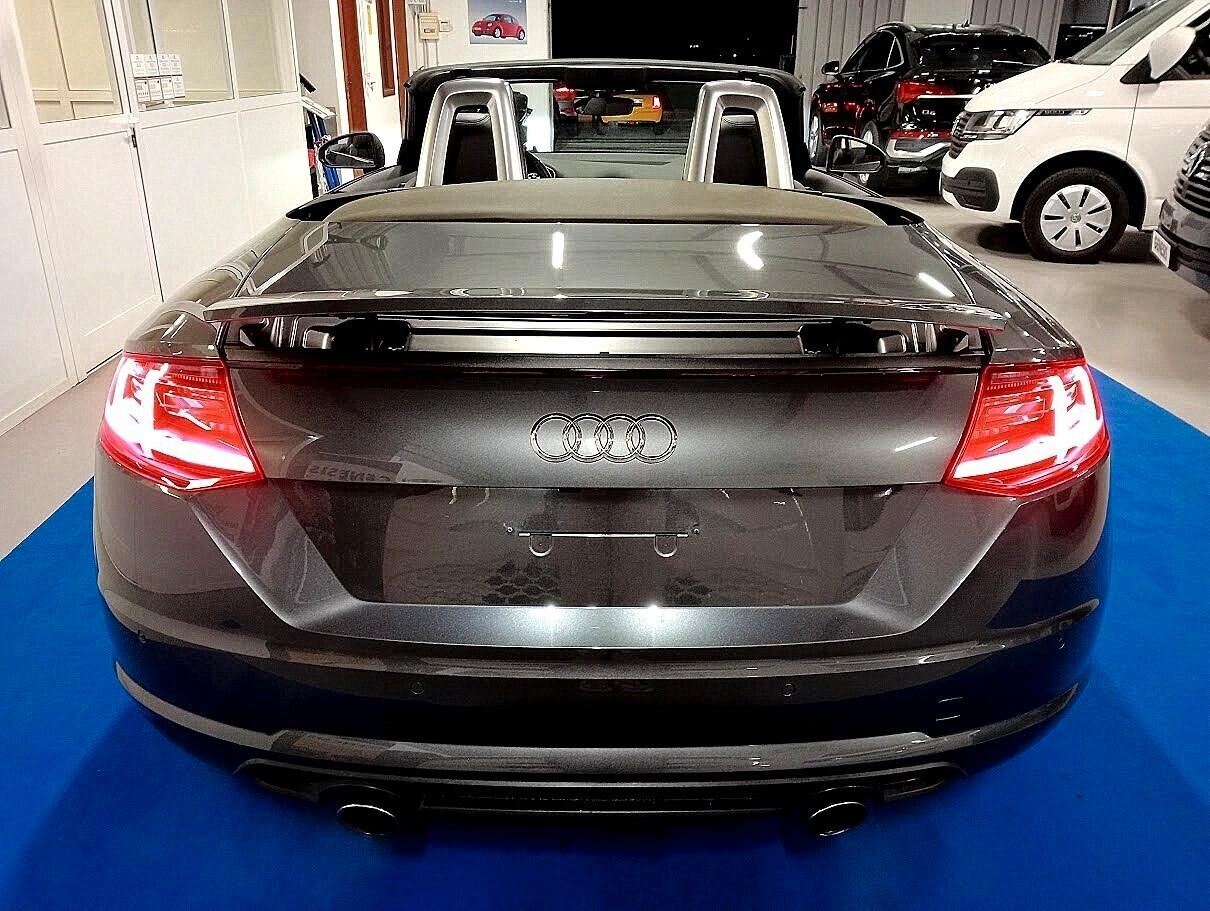 Audi TT ROADSTER 1.8 TFSI SLINE 19" MATRIX CABRIO S-LINE