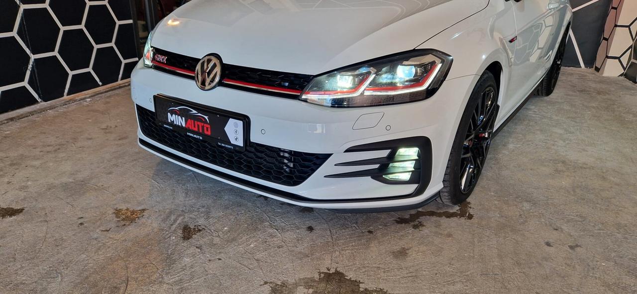 Volkswagen Golf GTI Performance 2.0 245 CV TSI DSG 5p.