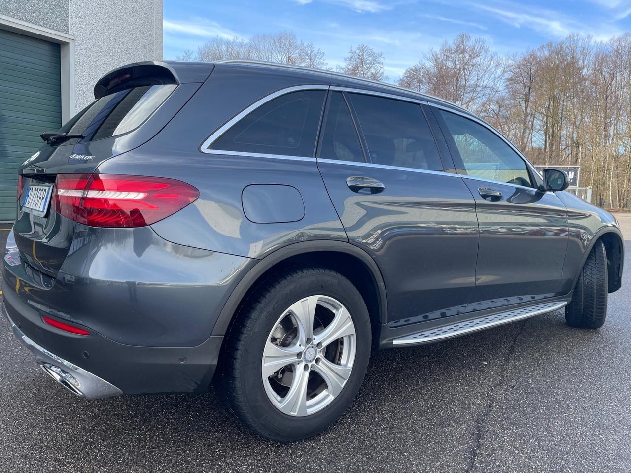 Mercedes-benz GLC 220 d 4Matic*Cerchi*Pelle*Retrocamera*