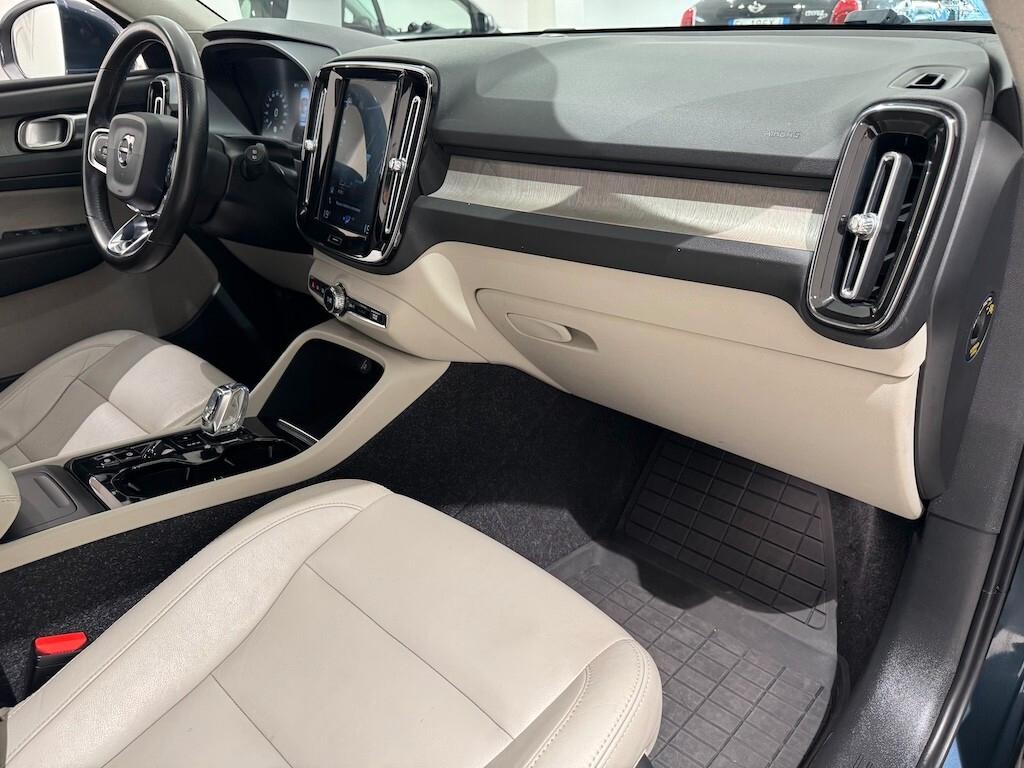 Volvo XC40 D4 AWD Geartronic Inscription