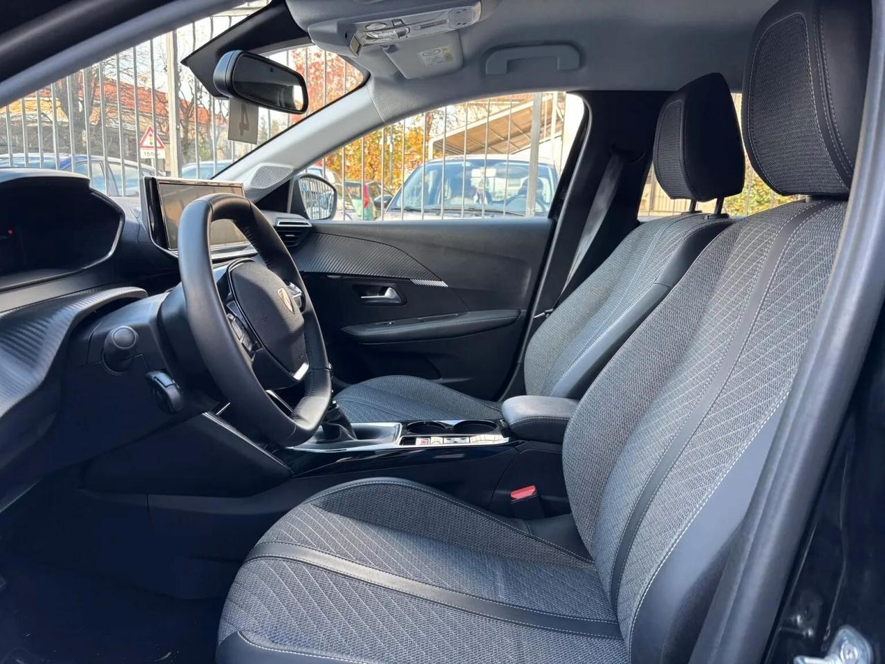 Peugeot 208 PureTech 100 Stop&Start 5 porte Allure