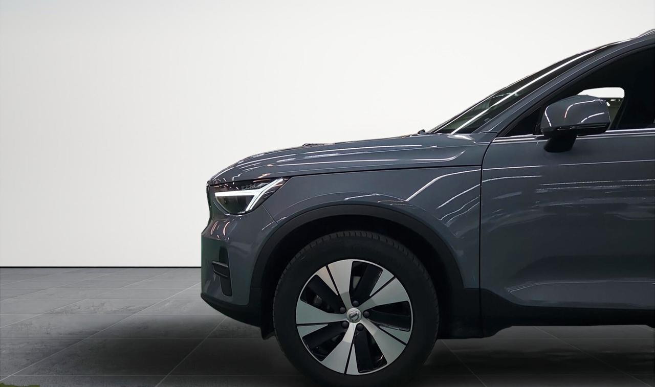 Volvo XC40 B4 AWD automatico Plus Bright