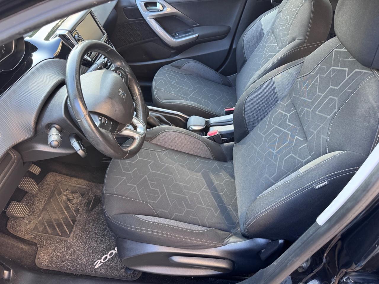 Peugeot 2008 BlueHDi 75 Active garanzia 12 mesi
