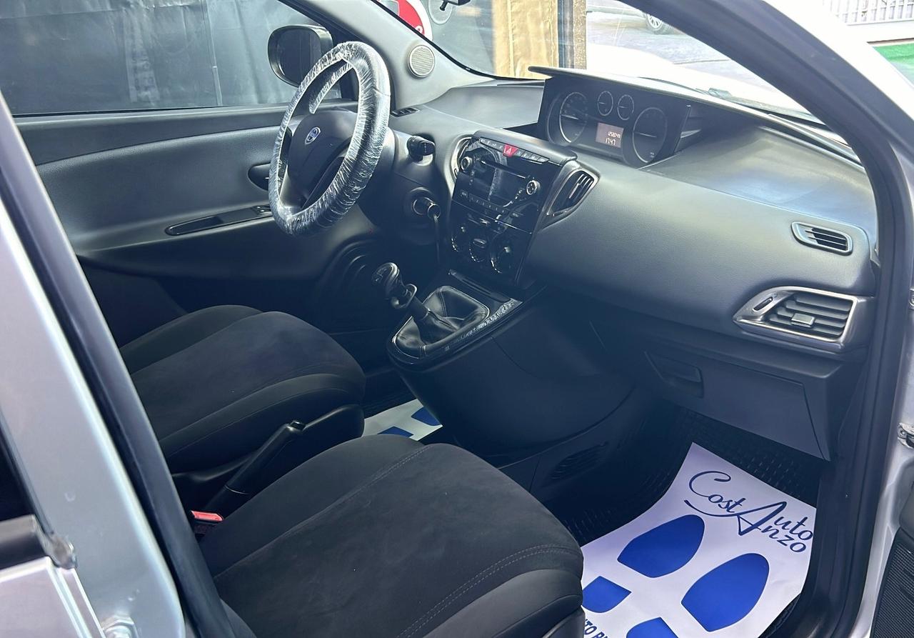 Lancia Ypsilon 0.9 Benz/Met 85cv Ecochic Gold 2014
