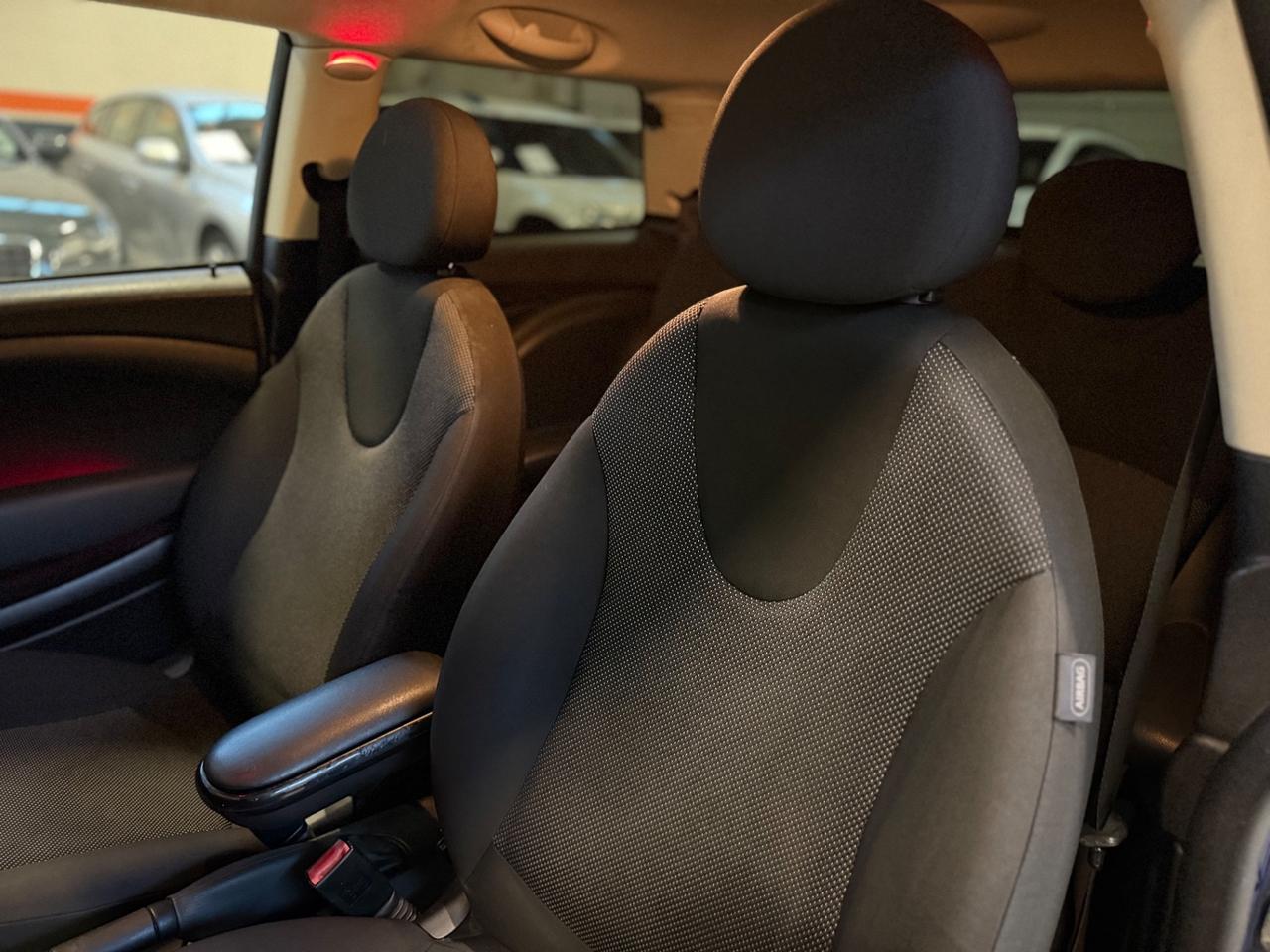 Mini 2.0 16V Cooper D Automatica NEOPATENTATI