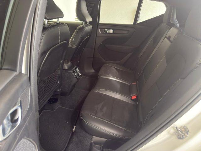 VOLVO XC40 D4 AWD Geartronic R-design