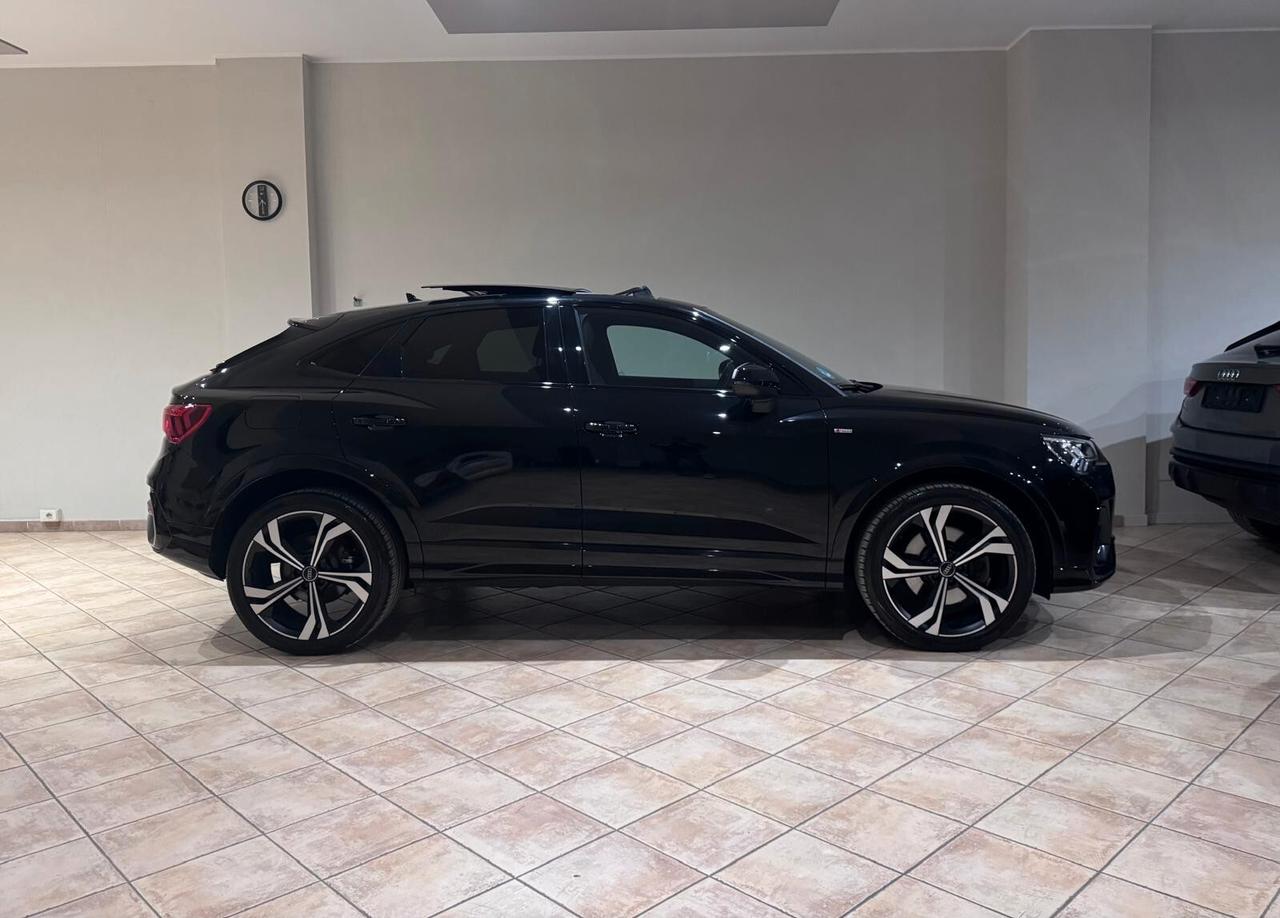 Audi Q3 SPORTBACK SPB 40 TDI quattro S tronic S Line Identity Black Tetto