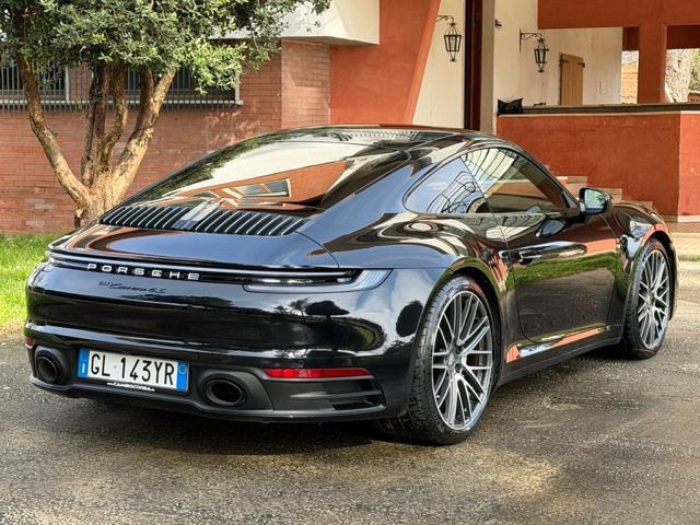 PORSCHE 992 Carrera 4S