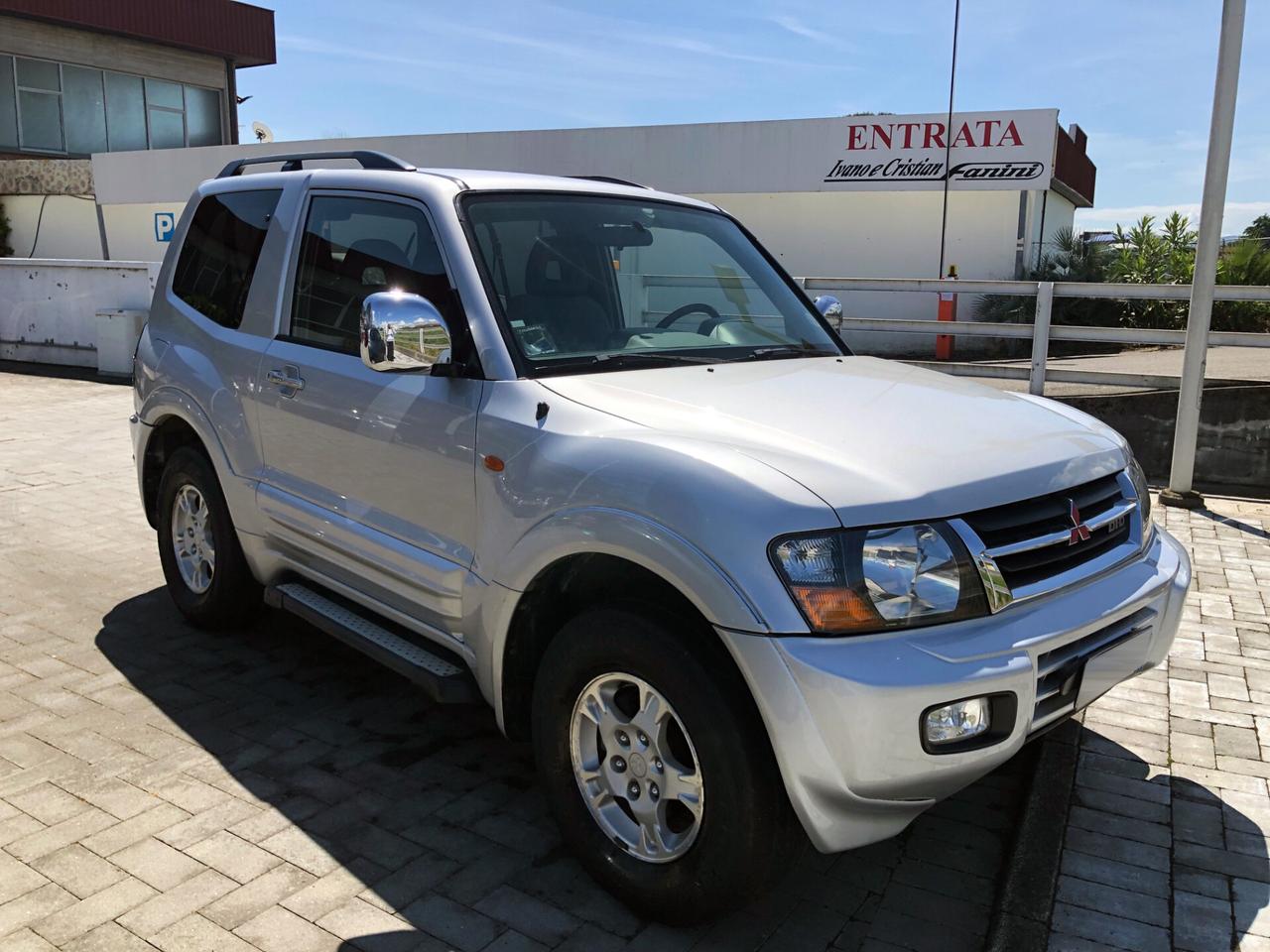 Mitsubishi Pajero 3.2 16V DI-D 3p. GLX