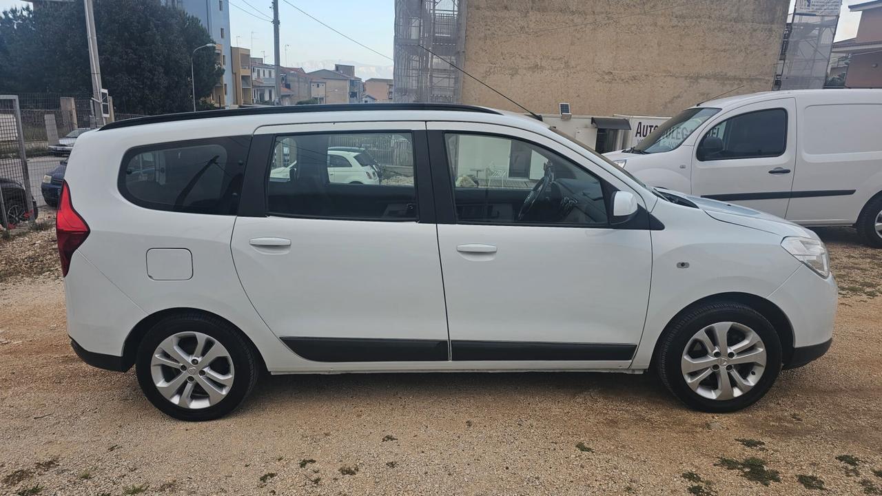 Dacia Lodgy 1.5 dCi 8V 110CV 5 posti Lauréate