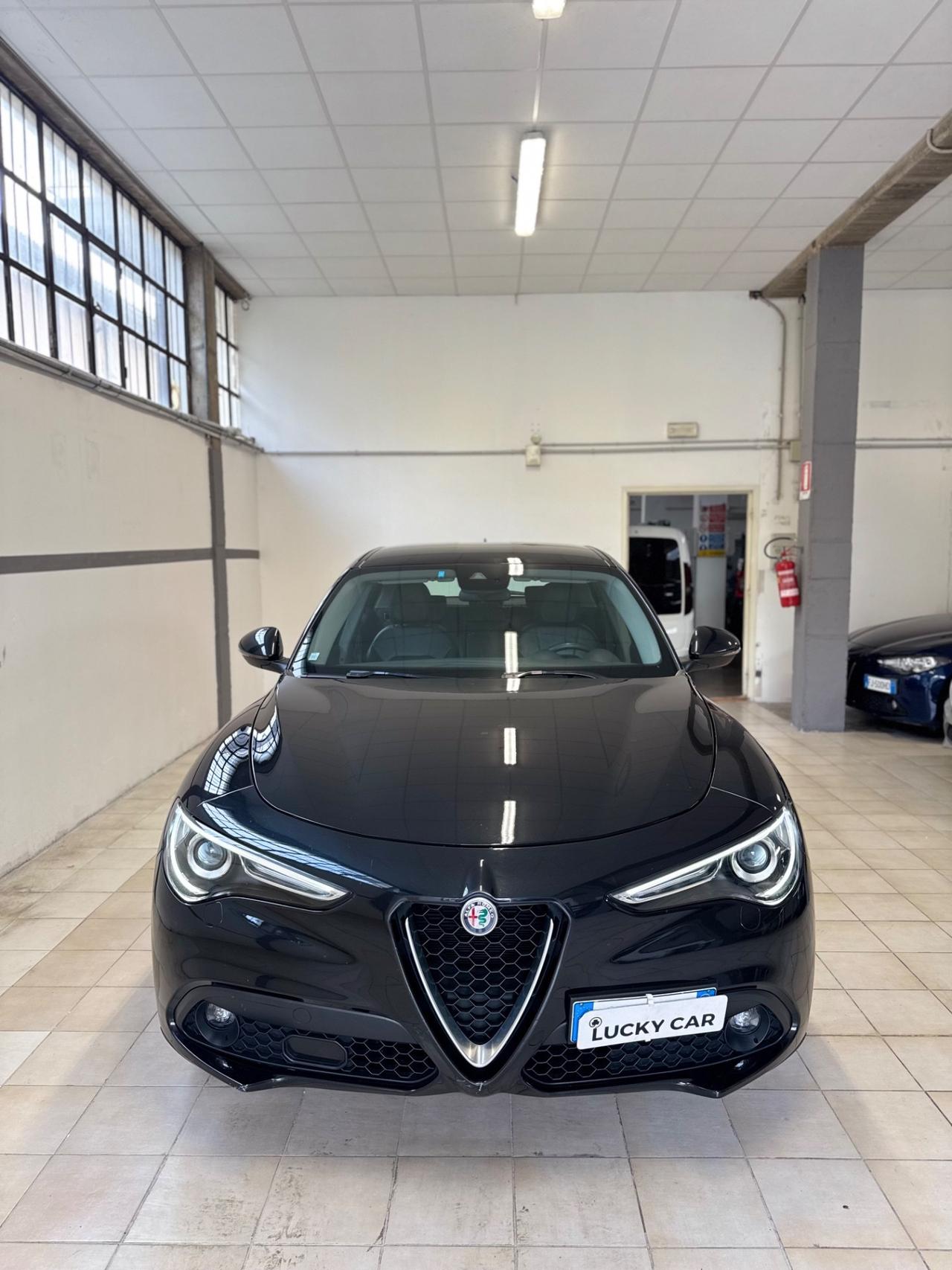 Alfa Romeo Stelvio 2.2 Turbodiesel 150 CV AT8 RWD Super