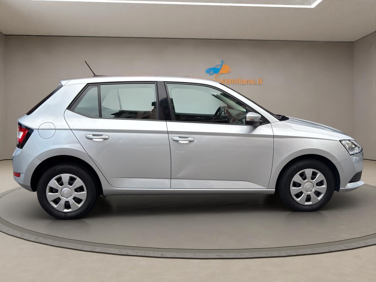 Skoda Fabia 5 PORTE - NEOPATENTATI EURO 6 BENZINA