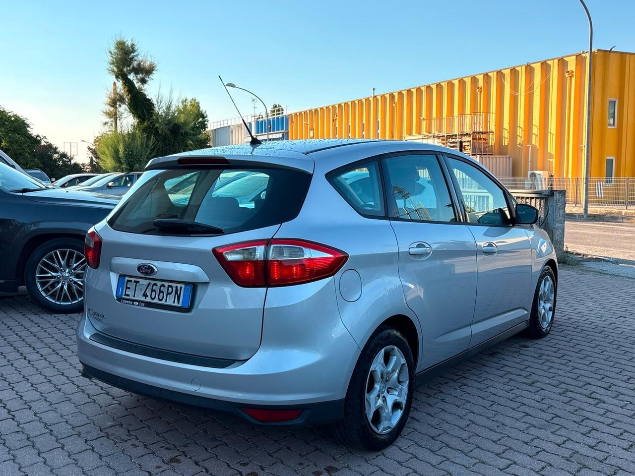 Ford C-Max 1.6 TDCi 95CV Titanium