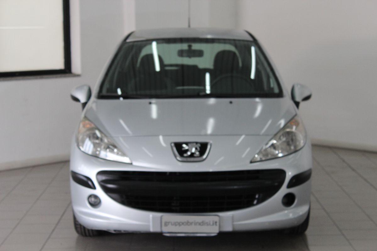 PEUGEOT - 207 - HDi 70CV 5p. X Line
