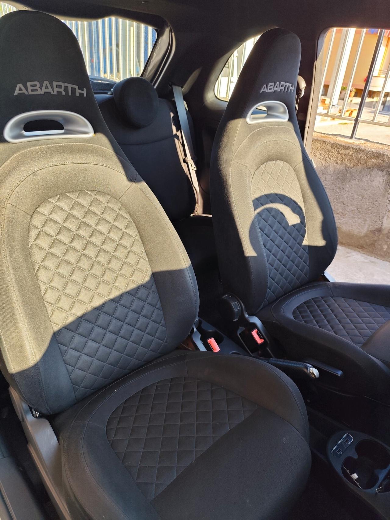 Abarth 595 1.4 Turbo T-Jet 165 CV
